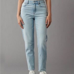 American Eagle Outfitters Light Blue Strigid Curvy Mom Jeans